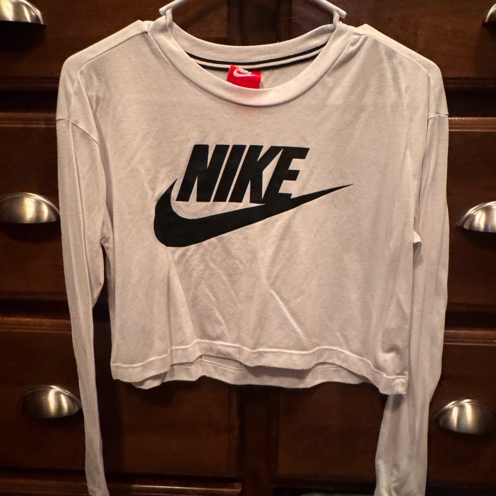 Nike Women's White Long Sleeve Tee